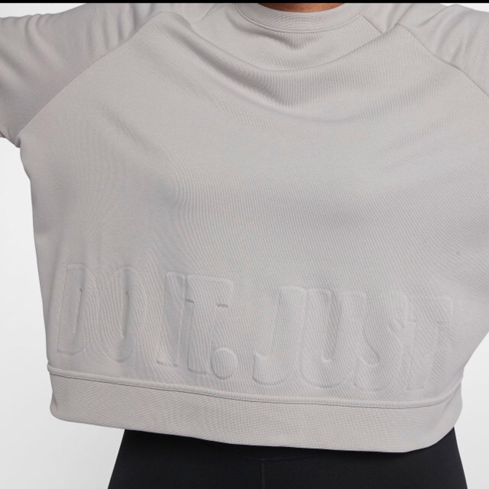 💕Nike Versa Training Crop Sweatshirt, NWT Sz 3x - Picture 5 of 7